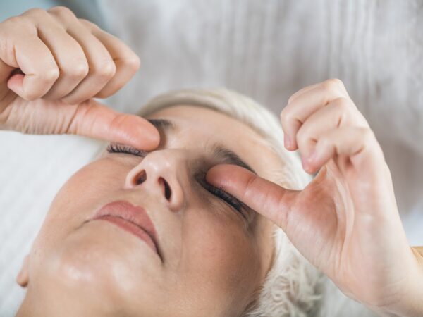 Marma Therapy. Ayurveda Eyes Treatment (Urdhaw and Adhoakshi)